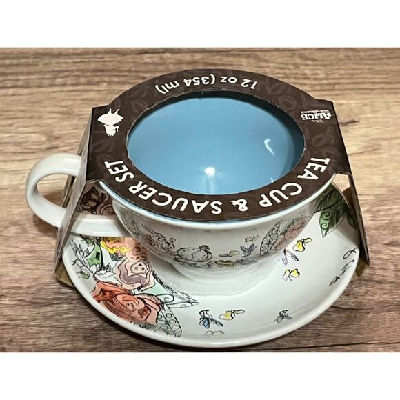 Alice in Wonderland teacup and saucer set - Picture 6 of 7